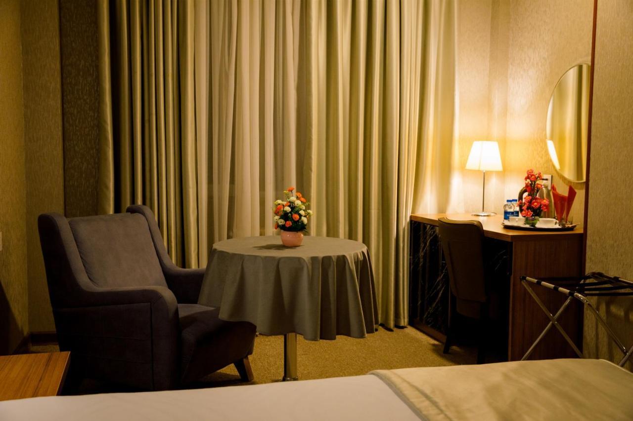 Royal Sapphire Hotel Баку Экстерьер фото
